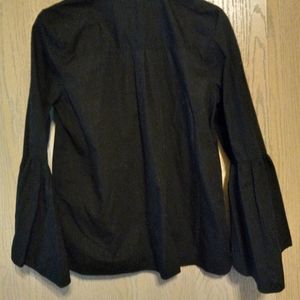 Black medium blouse